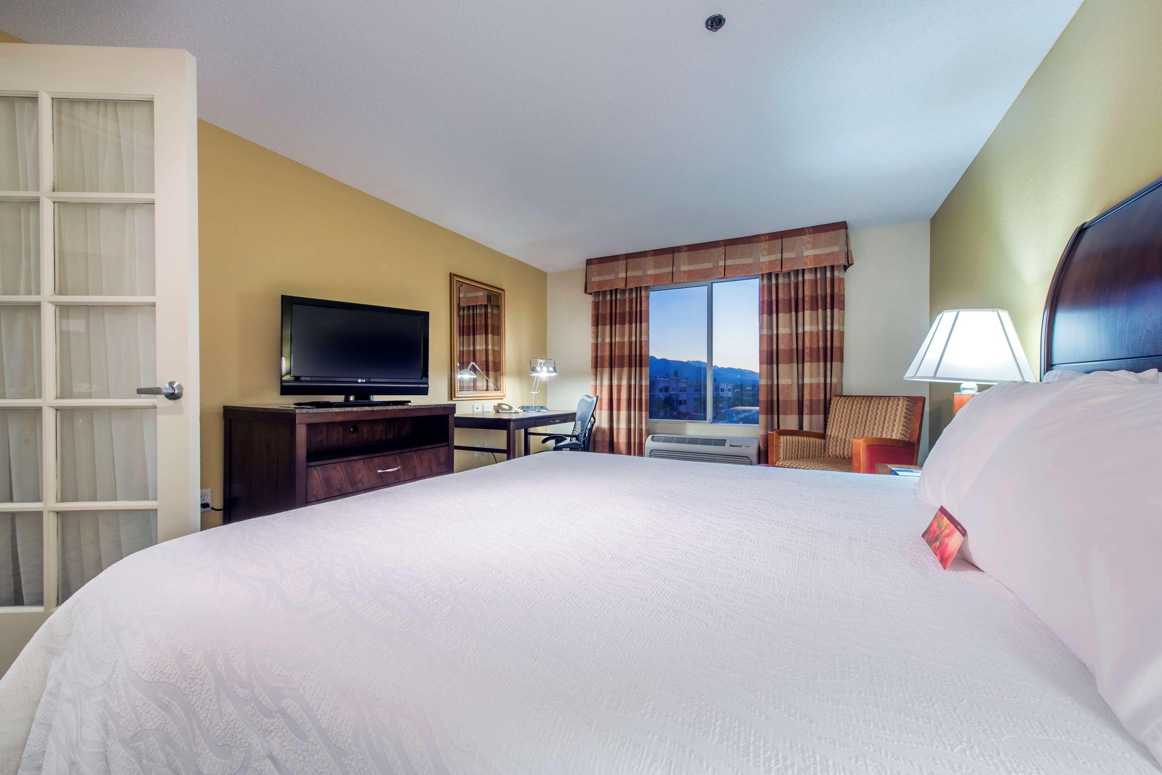 Hilton Garden Inn Arcadia/Pasadena Area Экстерьер фото